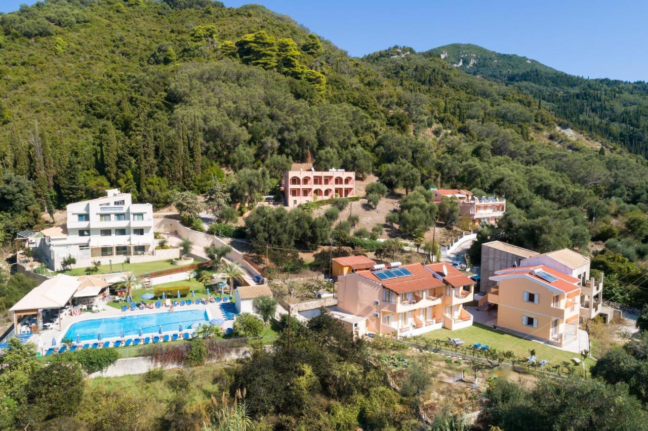 Odysseus Apartments By Hotelius Agios Gordios  Exterior foto
